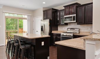 816 NANCY LYNN Ln, Arnold, MD 21012
