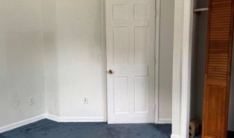 76 Vernon St, Bangor, ME 04401