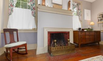 76 Main St, Charlestown, NH 03603