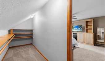 3401 N 154th St, Basehor, KS 66007