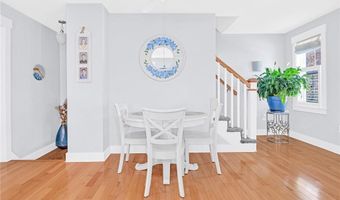 12 Park Ave 3, Narragansett, RI 02882