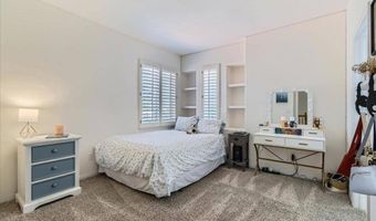 1382 Sparrow Rd, Carlsbad, CA 92011