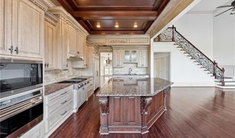 675 FALLS LAKE Dr, Alpharetta, GA 30022