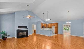 2668 Mountain Oak View Dr, Asheboro, NC 27205