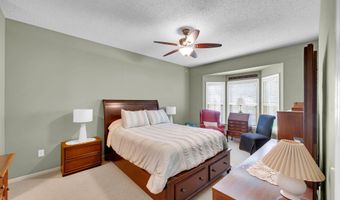 180 Sylvan Lake Blvd, Bayville, NJ 08721