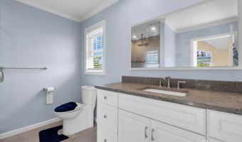 3 N Smith St N, Avenel, NJ 07001