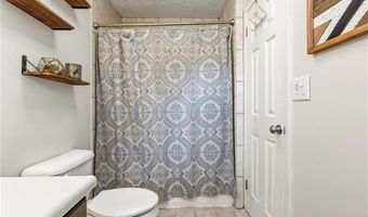 225 Royal Colony Ct, Alpharetta, GA 30022