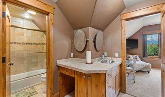 310 Rocky Woods Ln, Bigfork, MT 59911