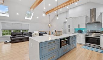 18 Rodman Rd, Ashland, MA 01721