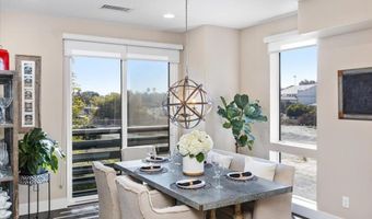 2517 State St, Carlsbad, CA 92008