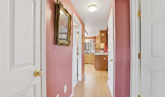 13 Elm St, Antrim, NH 03440