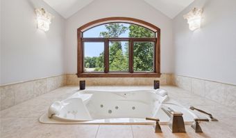 1653 Chapel Ridge Ln, Adams Twp., PA 16046
