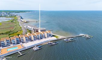 401 Bay Shore Dr 17B, Barnegat, NJ 08005