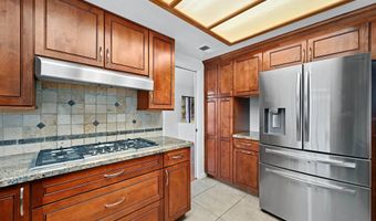 594 Allenwood Ln, Escondido, CA 92029