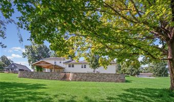 8381 Pratt Rd, Atchison, KS 66002