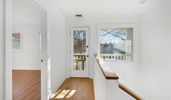 15 Hammersmith Rd 31A, Newport, RI 02840