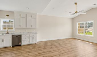 260 CENTRAL St, Baxley, GA 31513