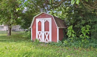 717 Oxford Ct, Adrian, MI 49221