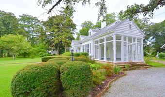 800 W Commerce St, Aberdeen, MS 39730
