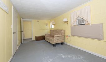 8 E DAGSBORO St, Fenwick Island, DE 19944