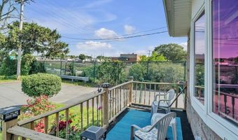 35 N Rose St, East Providence, RI 02914
