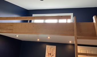 175 Circle Dr, Albrightsville, PA 18210