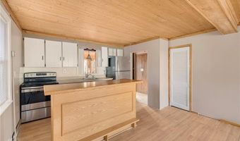 17 Padelford Ave, East Providence, RI 02915