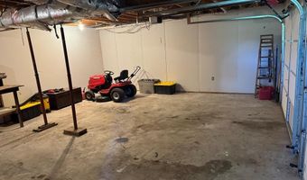 304 Grace, Aurora, NE 68818