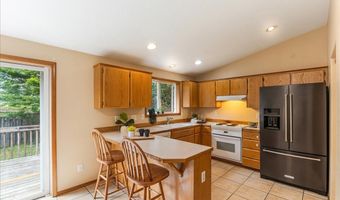 5155 SE THOMAS SMITH Rd, Milwaukie, OR 97267