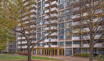 4141 N HENDERSON Rd 702, Arlington, VA 22203