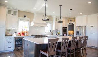 4264 Chapel Hill Ct, Bargersville, IN 46106
