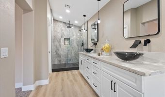 1662 Ravanusa Dr, Henderson, NV 89052