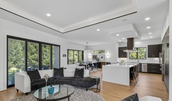 5802 Chestnut Ridge Dr, Anderson Twp., OH 45230