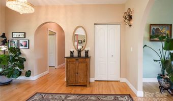 12 Riverview Dr, Bakersville, NC 28705