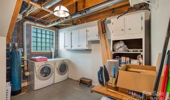 477 Panther Branch Rd, Alexander, NC 28701