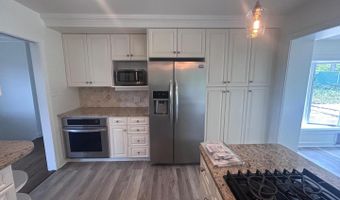 3653 38TH St N, Arlington, VA 22207