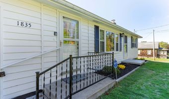 1835 Homeworth Rd, Alliance, OH 44601