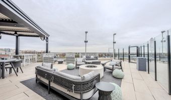 1021 N GARFIELD St 318, Arlington, VA 22201