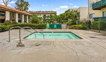 5460 White Oak Ave E339, Encino, CA 91316
