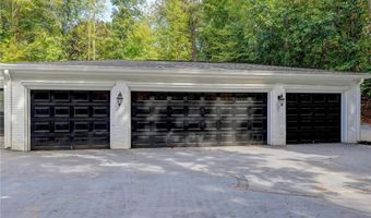 337 Lakeshore Dr, Berkeley Lake, GA 30096