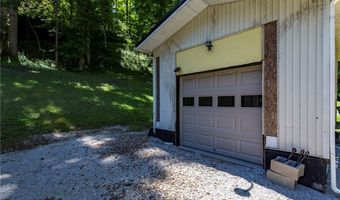 709 Waugh Branch Rd, Barboursville, WV 25504
