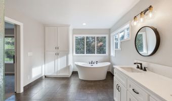 3563 NW McCready Dr, Bend, OR 97703