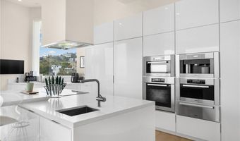 1609 Viewmont Dr, Los Angeles, CA 90069