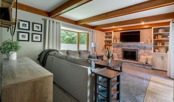 20 Dan Troy Dr, Amherst, NY 14221