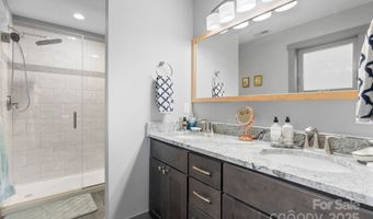37 Bryant St, Asheville, NC 28806
