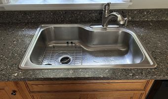 7 Heidi Ln, Billerica, MA 01821