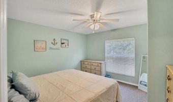 815 GREENVIEW Dr, Apollo Beach, FL 33572