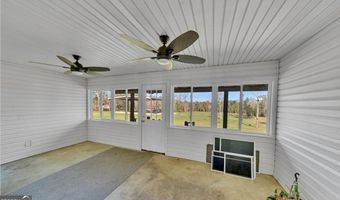 762 Old McLeod Brg, Adrian, GA 31002