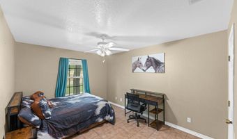 703 Falling Leaves Dr, Adkins, TX 78101