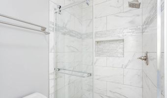 10704 MUIRFIELD Dr, Potomac, MD 20854